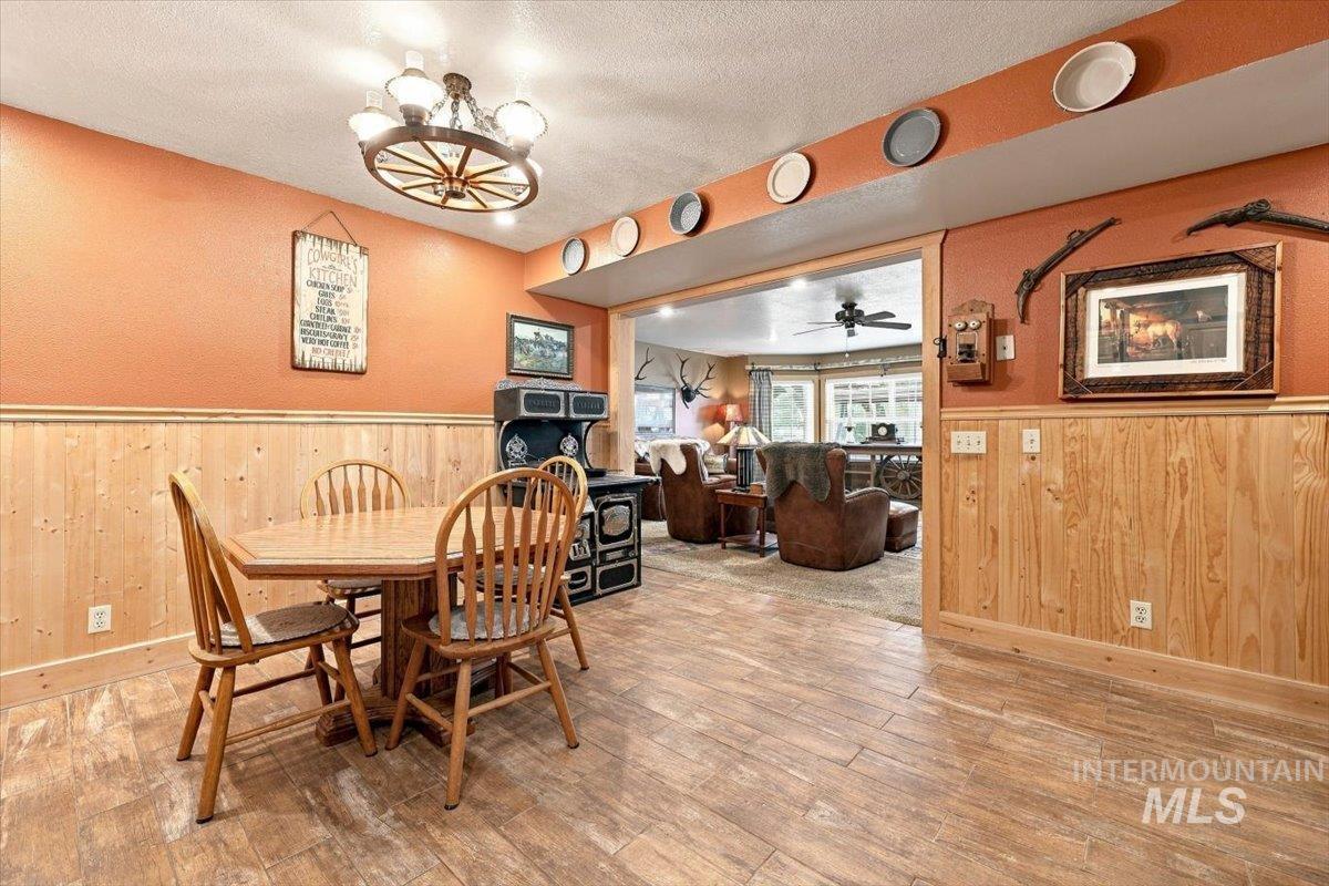 28725 Hwy 30, Caldwell, Idaho 83607, 3 Bedrooms, 1 Bathroom, Residential For Sale, Price $575,000, 98999695
