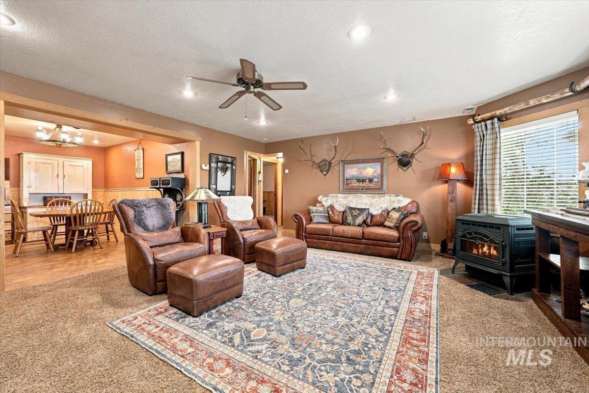 28725 Hwy 30, Caldwell, Idaho 83607, 3 Bedrooms, 1 Bathroom, Residential For Sale, Price $575,000, 98999695