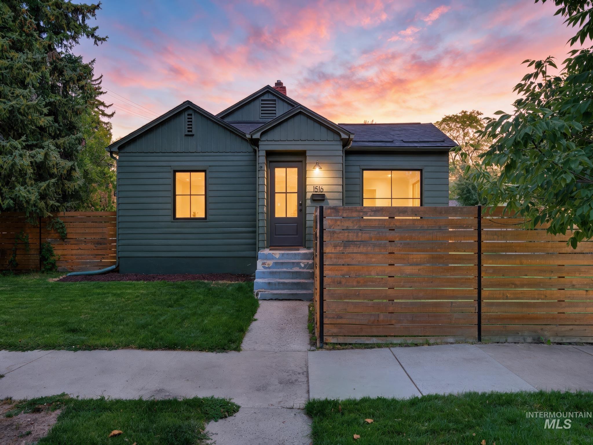 1516 N 26th St, Boise, Idaho 83702, 4 Bedrooms, 2 Bathrooms, Residential For Sale, Price $850,000, 98999697