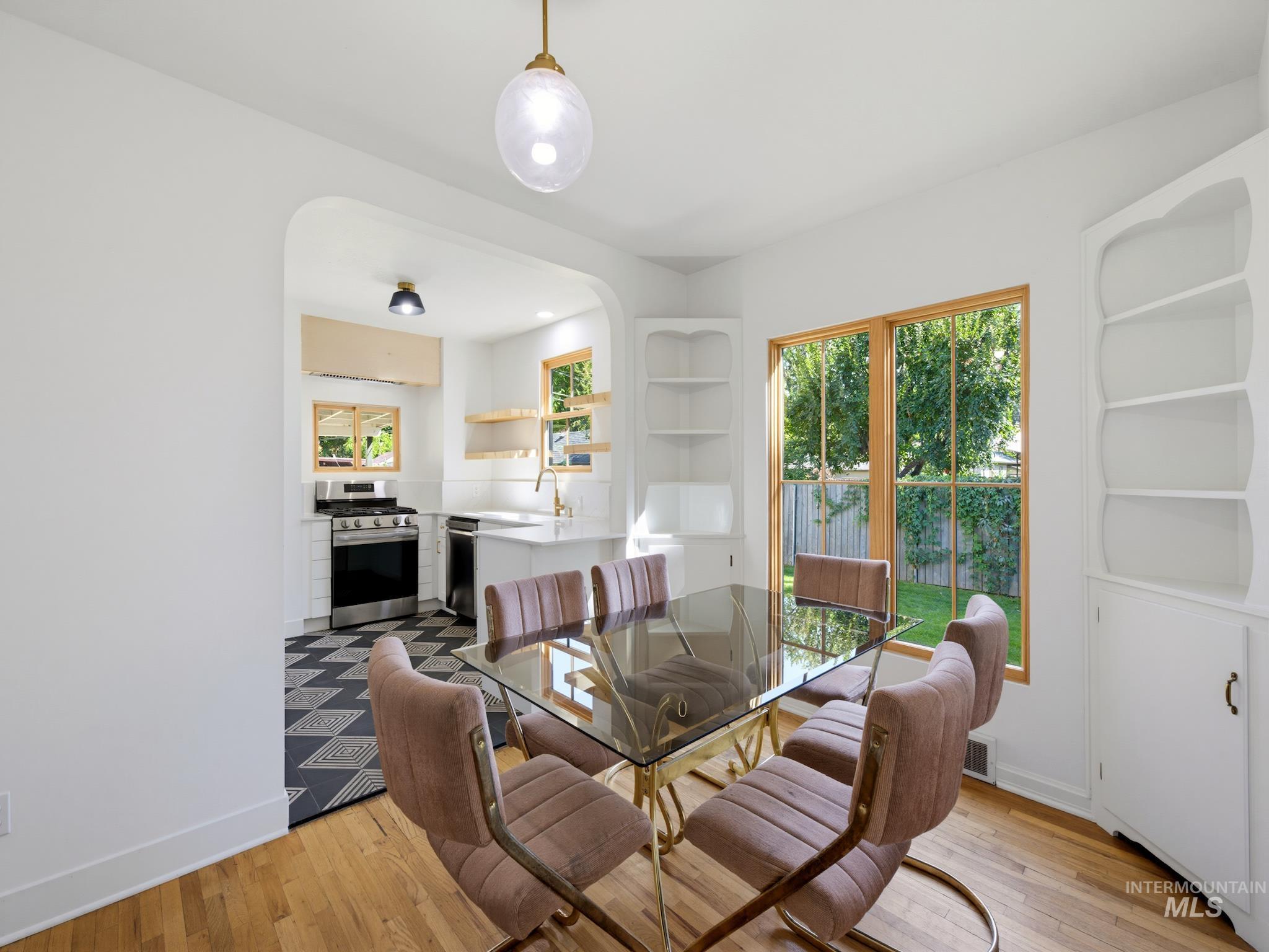 1516 N 26th St, Boise, Idaho 83702, 4 Bedrooms, 2 Bathrooms, Residential For Sale, Price $850,000, 98999697