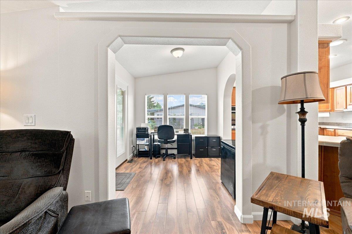 421 S Curtis RD, Boise, Idaho 83705, 4 Bedrooms, 2 Bathrooms, Residential For Sale, Price $320,000, 98999698