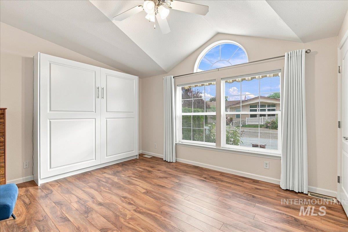 421 S Curtis RD, Boise, Idaho 83705, 4 Bedrooms, 2 Bathrooms, Residential For Sale, Price $320,000, 98999698