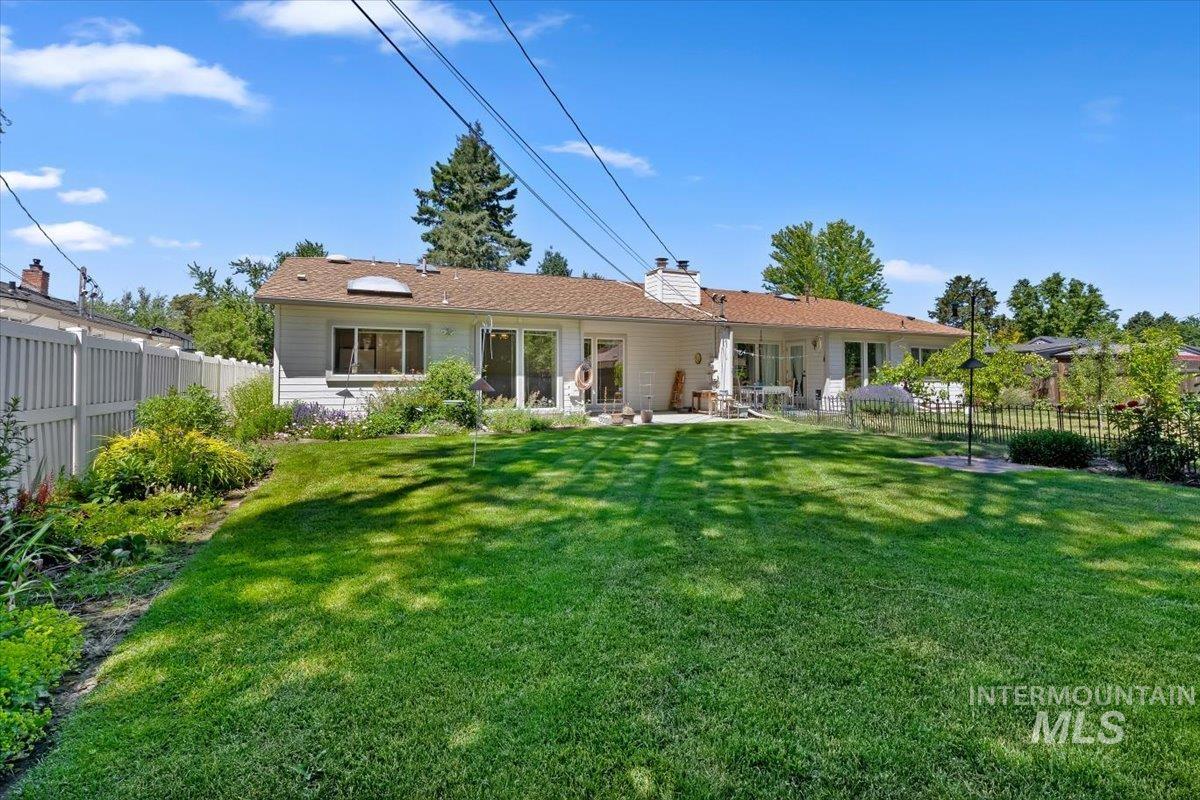 2056 N 28th, Boise, Idaho 83703, 2 Bedrooms, 2 Bathrooms, Residential For Sale, Price $425,900, 98999700