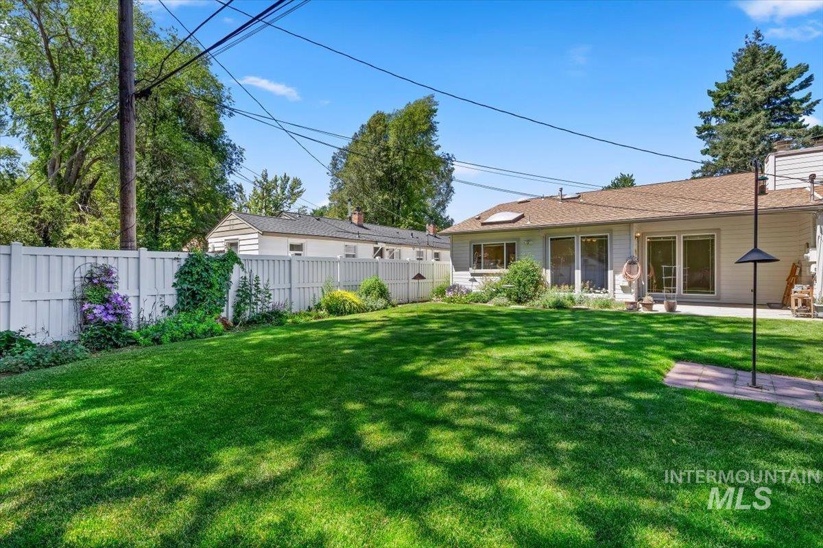 2056 N 28th, Boise, Idaho 83703, 2 Bedrooms, 2 Bathrooms, Residential For Sale, Price $425,900, 98999700