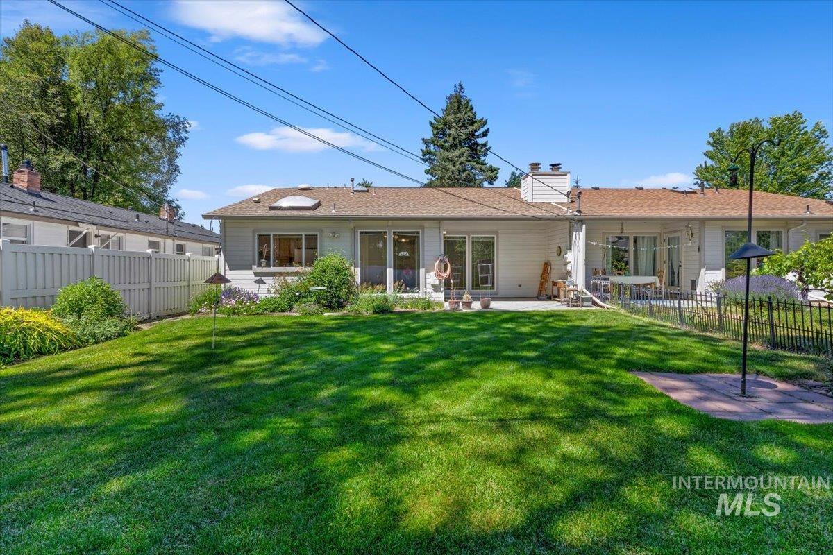 2056 N 28th, Boise, Idaho 83703, 2 Bedrooms, 2 Bathrooms, Residential For Sale, Price $425,900, 98999700