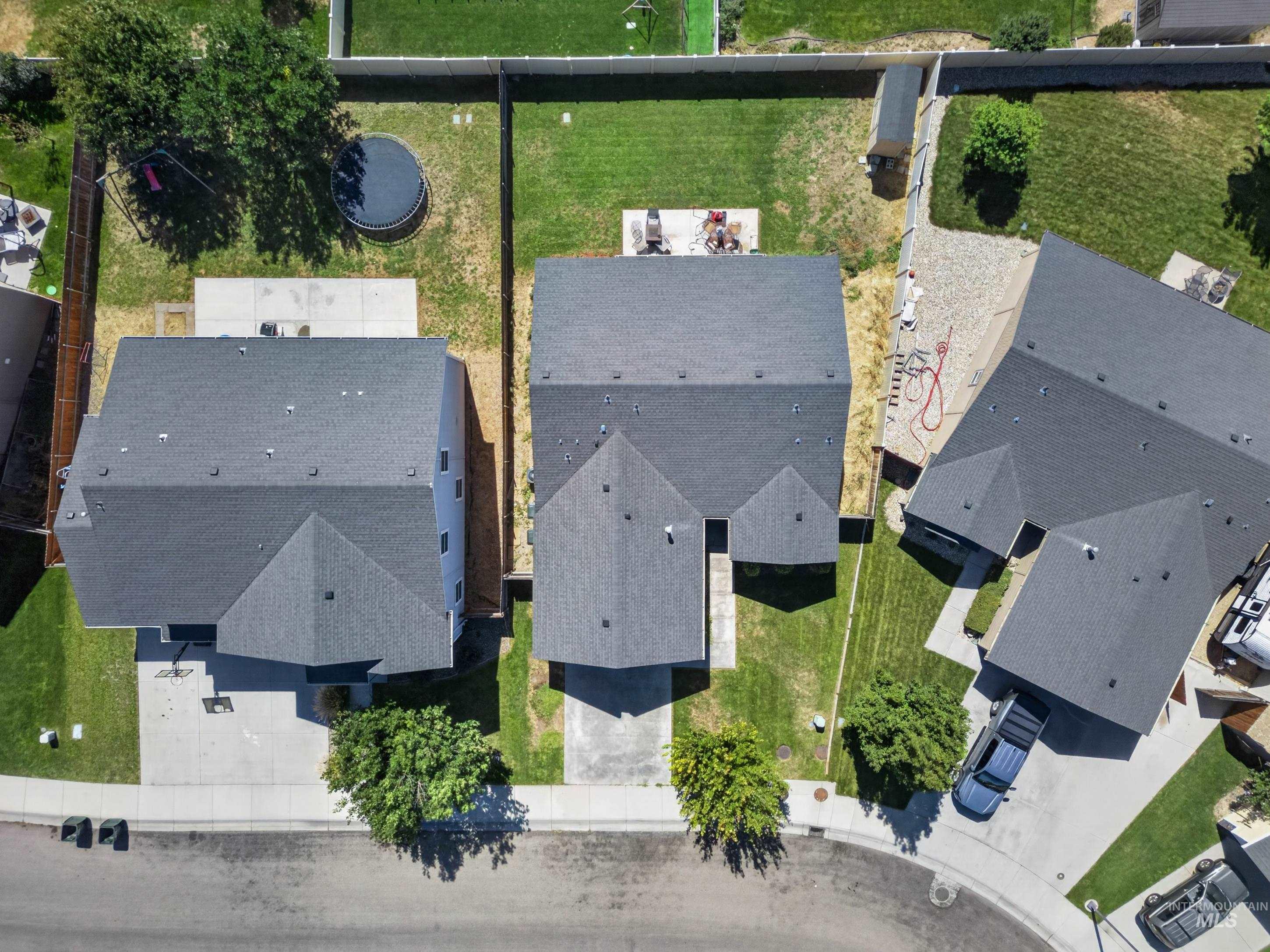 877 E Shady Ridge Dr, Kuna, Idaho 83634, 3 Bedrooms, 2 Bathrooms, Residential For Sale, Price $379,900, 98999704
