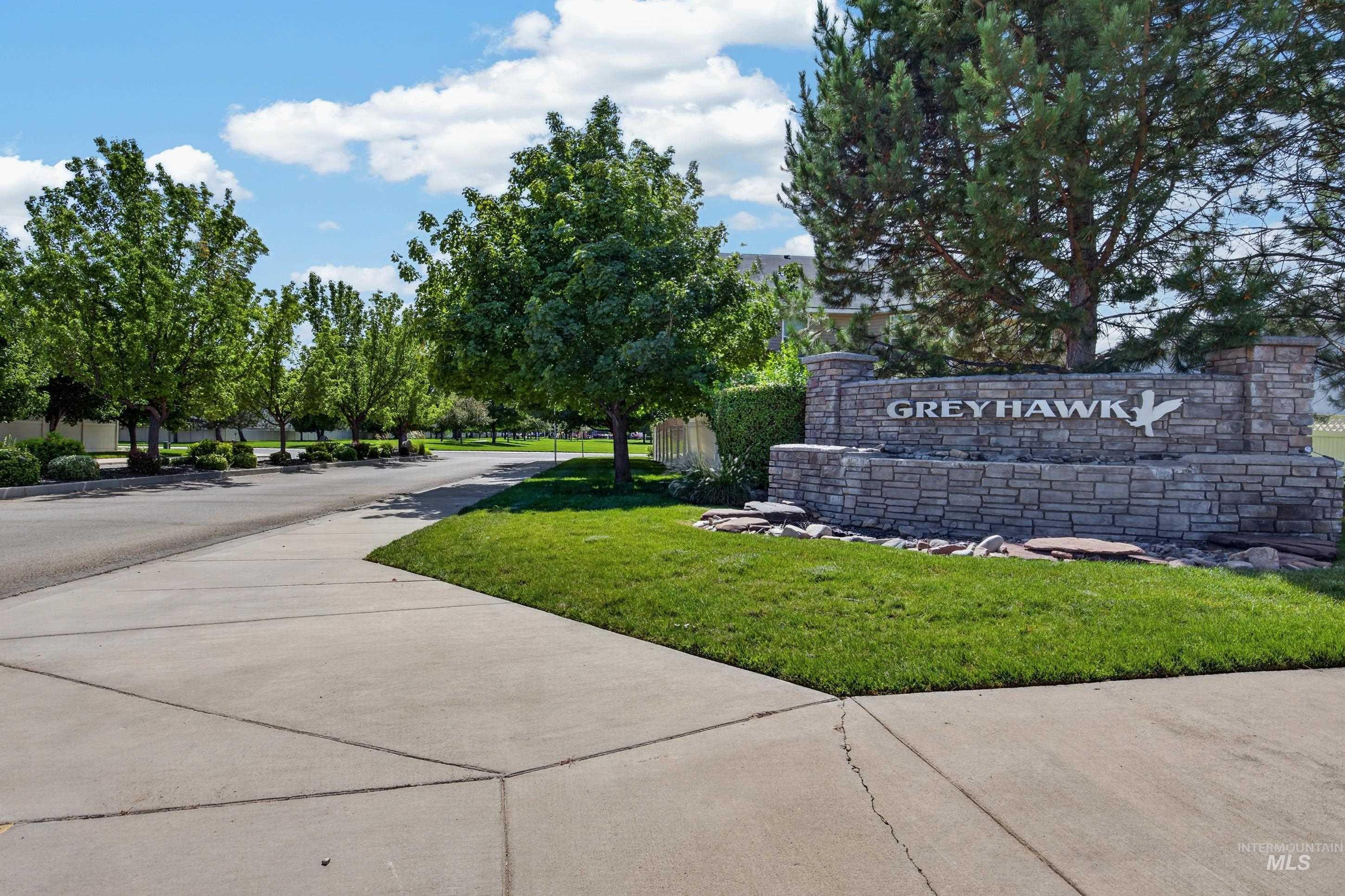 877 E Shady Ridge Dr, Kuna, Idaho 83634, 3 Bedrooms, 2 Bathrooms, Residential For Sale, Price $379,900, 98999704