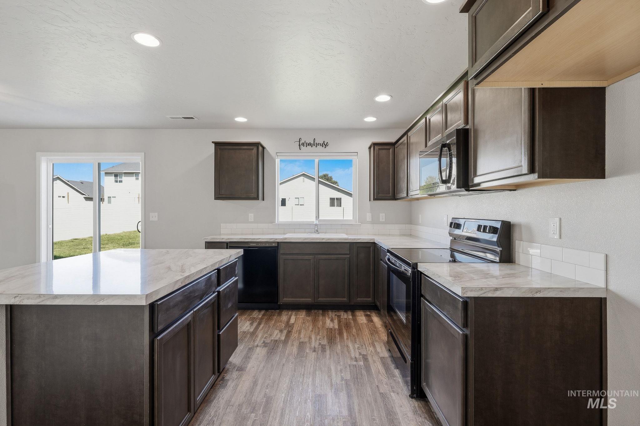 17766 E Pegram Way, Nampa, Idaho 83687, 4 Bedrooms, 2.5 Bathrooms, Residential For Sale, Price $439,990, 98999706