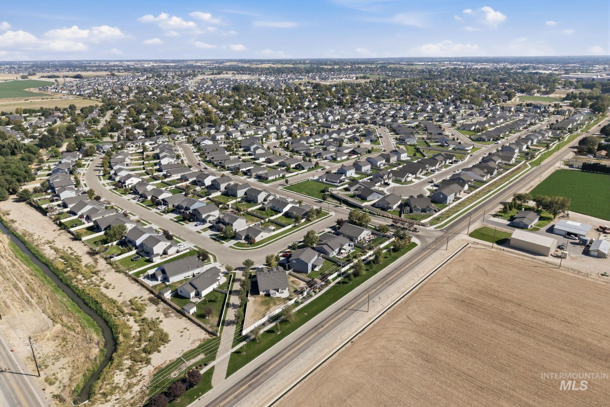 17766 E Pegram Way, Nampa, Idaho 83687, 4 Bedrooms, 2.5 Bathrooms, Residential For Sale, Price $439,990, 98999706