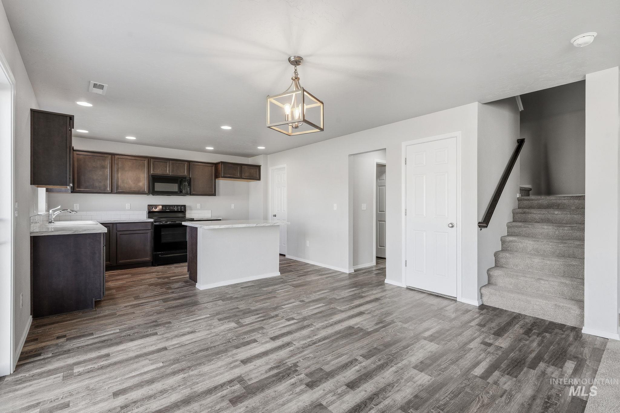 17766 E Pegram Way, Nampa, Idaho 83687, 4 Bedrooms, 2.5 Bathrooms, Residential For Sale, Price $439,990, 98999706