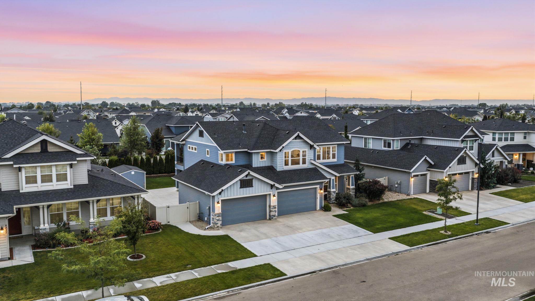 5459 W Philomena Dr., Meridian, Idaho 83646, 5 Bedrooms, 4 Bathrooms, Residential For Sale, Price $900,000, 98999707