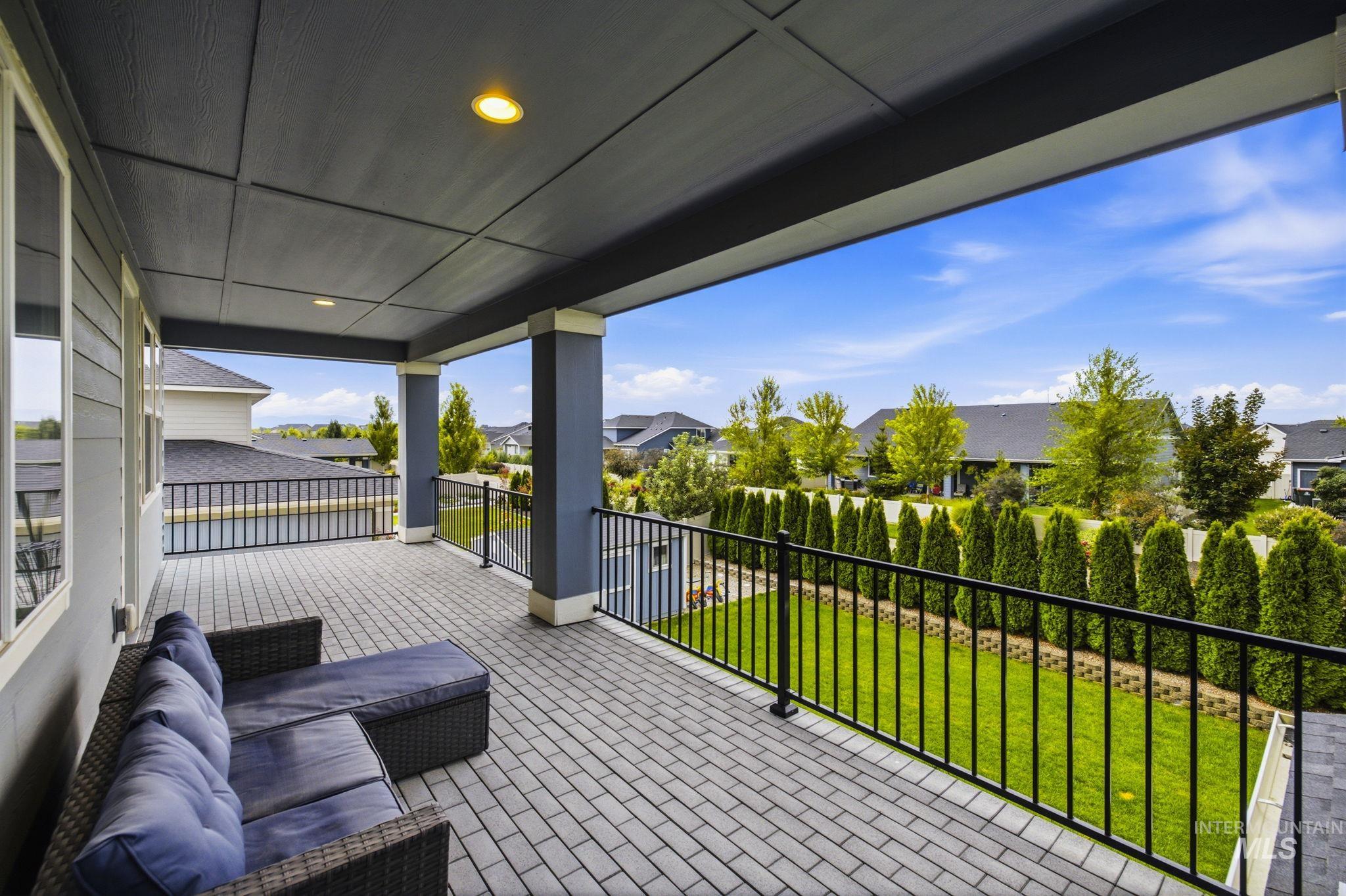 5459 W Philomena Dr., Meridian, Idaho 83646, 5 Bedrooms, 4 Bathrooms, Residential For Sale, Price $900,000, 98999707