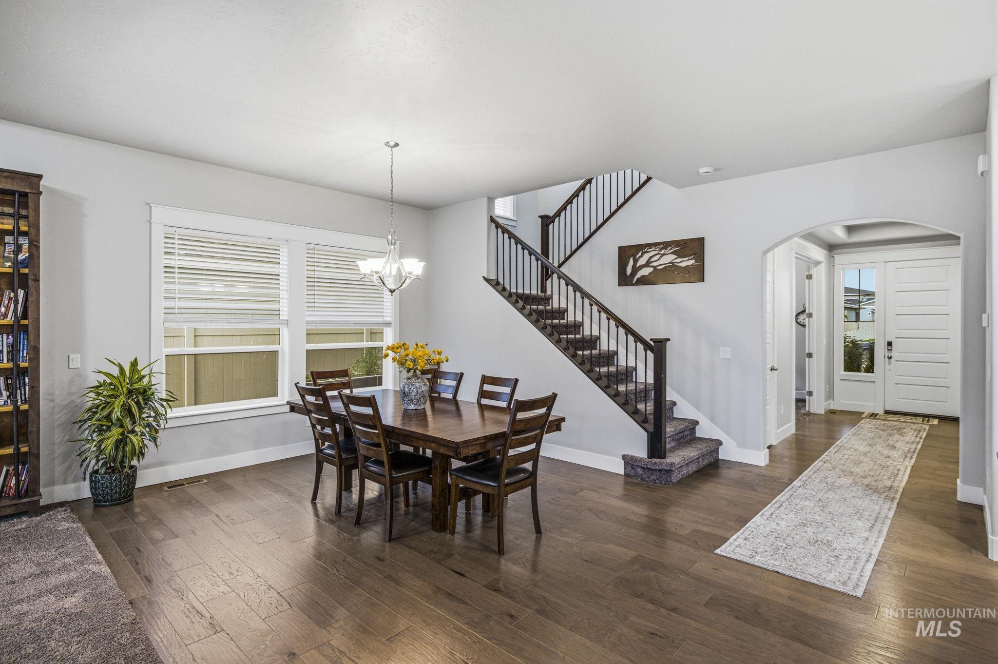 5459 W Philomena Dr., Meridian, Idaho 83646, 5 Bedrooms, 4 Bathrooms, Residential For Sale, Price $900,000, 98999707