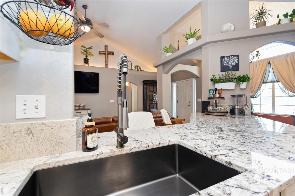 7519 Edgebrook, Nampa, Idaho 83687, 3 Bedrooms, 2 Bathrooms, Residential For Sale, Price $419,000, 98999709