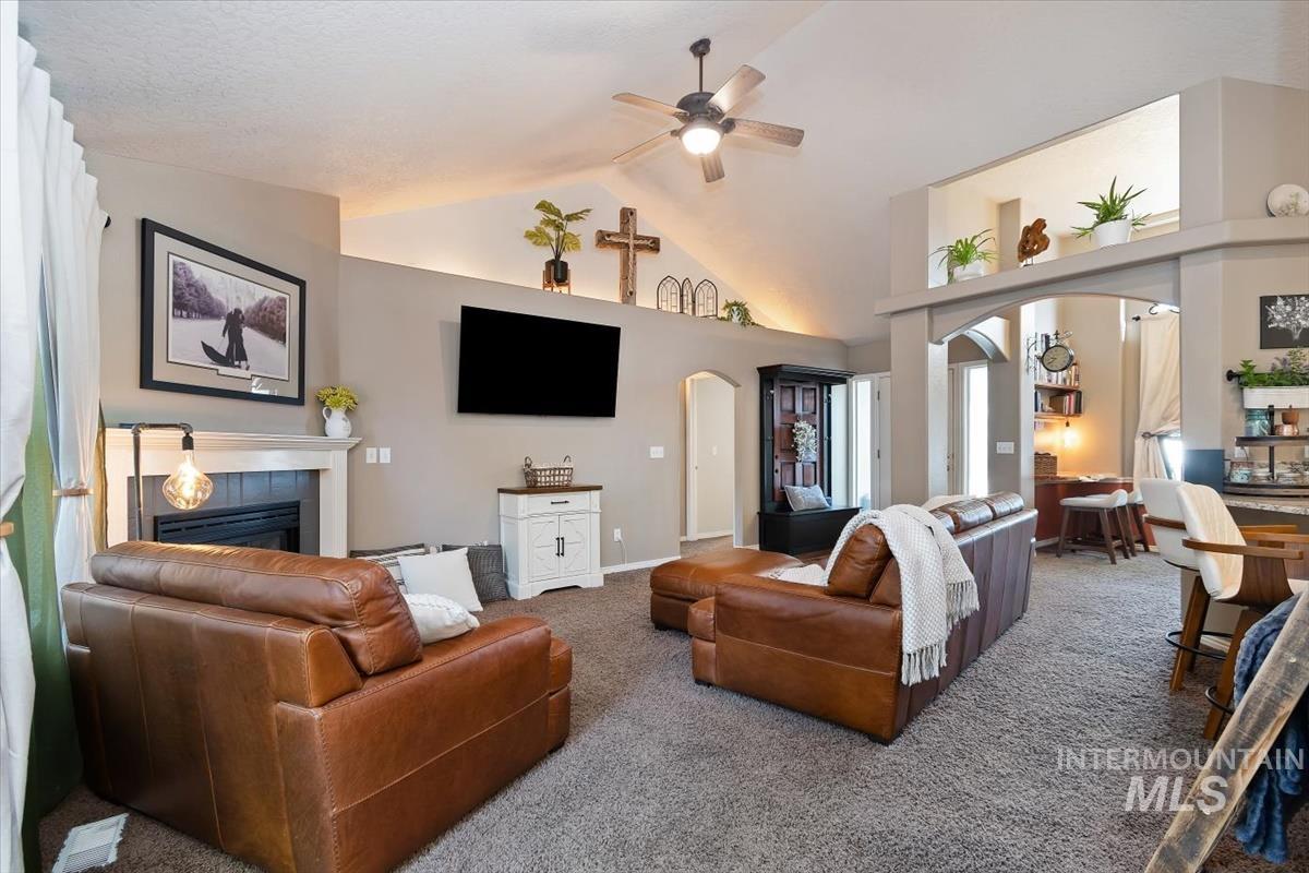 7519 Edgebrook, Nampa, Idaho 83687, 3 Bedrooms, 2 Bathrooms, Residential For Sale, Price $419,000, 98999709