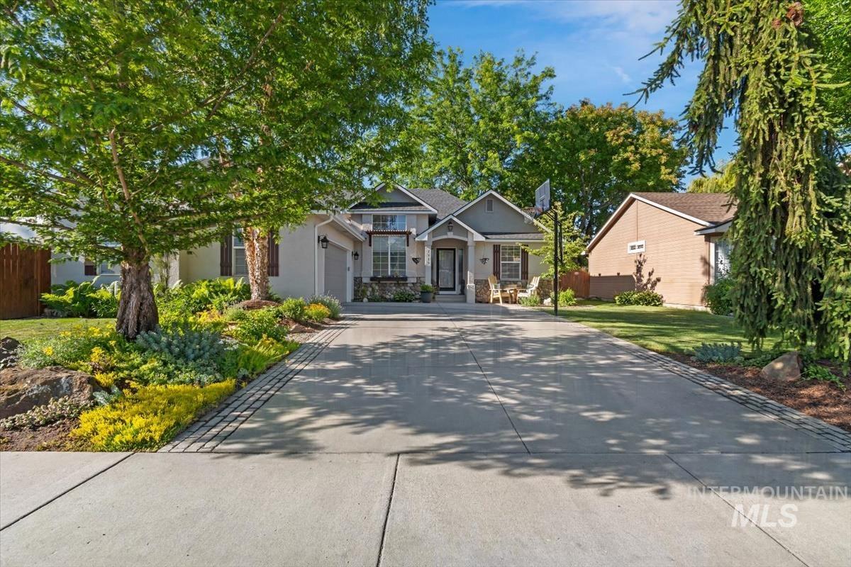 7519 Edgebrook, Nampa, Idaho 83687, 3 Bedrooms, 2 Bathrooms, Residential For Sale, Price $419,000, 98999709