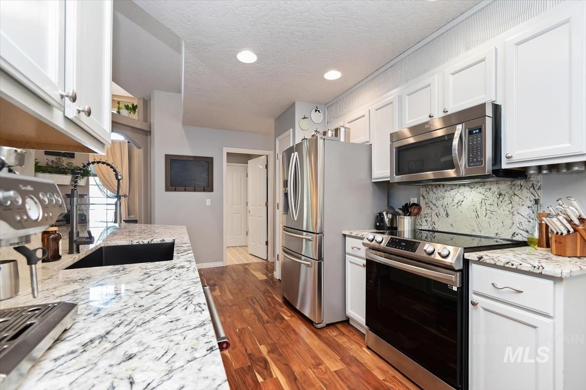 7519 Edgebrook, Nampa, Idaho 83687, 3 Bedrooms, 2 Bathrooms, Residential For Sale, Price $419,000, 98999709