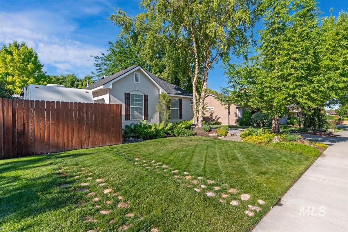 7519 Edgebrook, Nampa, Idaho 83687, 3 Bedrooms, 2 Bathrooms, Residential For Sale, Price $419,000, 98999709