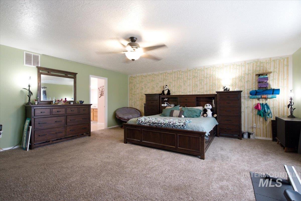 1975 W Ridge Pointe Ave, Nampa, Idaho 83651, 4 Bedrooms, 2.5 Bathrooms, Residential For Sale, Price $450,000, 98999710