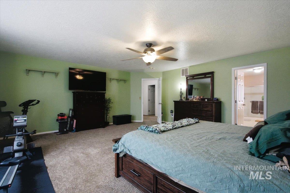 1975 W Ridge Pointe Ave, Nampa, Idaho 83651, 4 Bedrooms, 2.5 Bathrooms, Residential For Sale, Price $450,000, 98999710