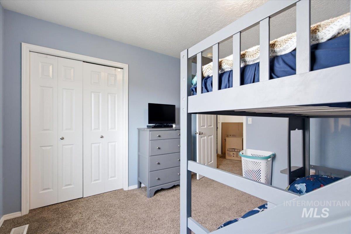 1975 W Ridge Pointe Ave, Nampa, Idaho 83651, 4 Bedrooms, 2.5 Bathrooms, Residential For Sale, Price $450,000, 98999710