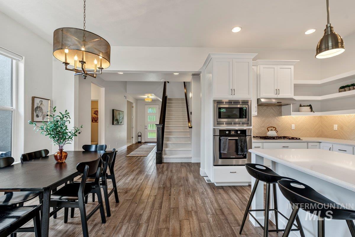 1208 E E Spinnaker Lane, Boise, Idaho 83706, 4 Bedrooms, 2.5 Bathrooms, Residential For Sale, Price $799,000, 98999711