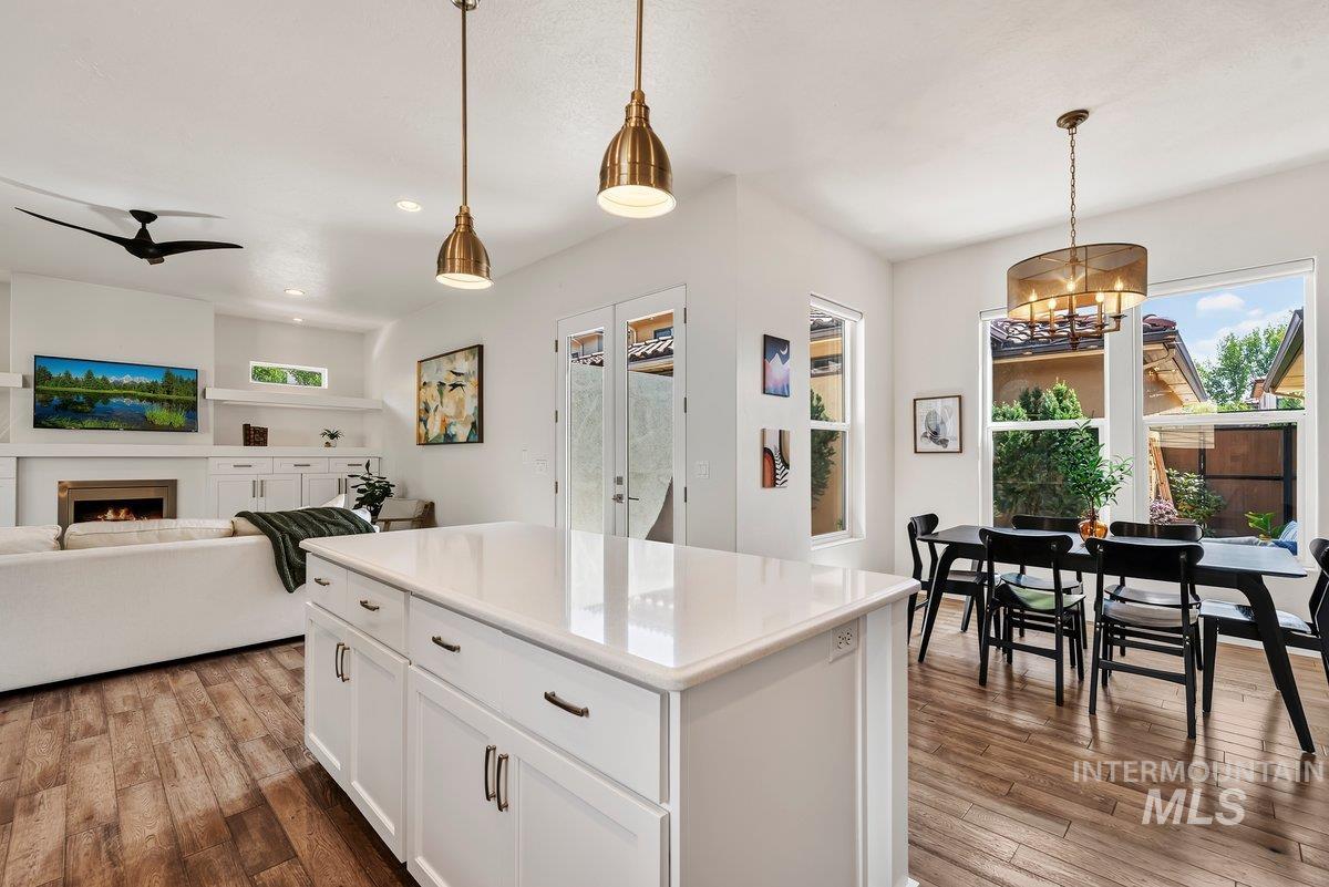 1208 E E Spinnaker Lane, Boise, Idaho 83706, 4 Bedrooms, 2.5 Bathrooms, Residential For Sale, Price $799,000, 98999711