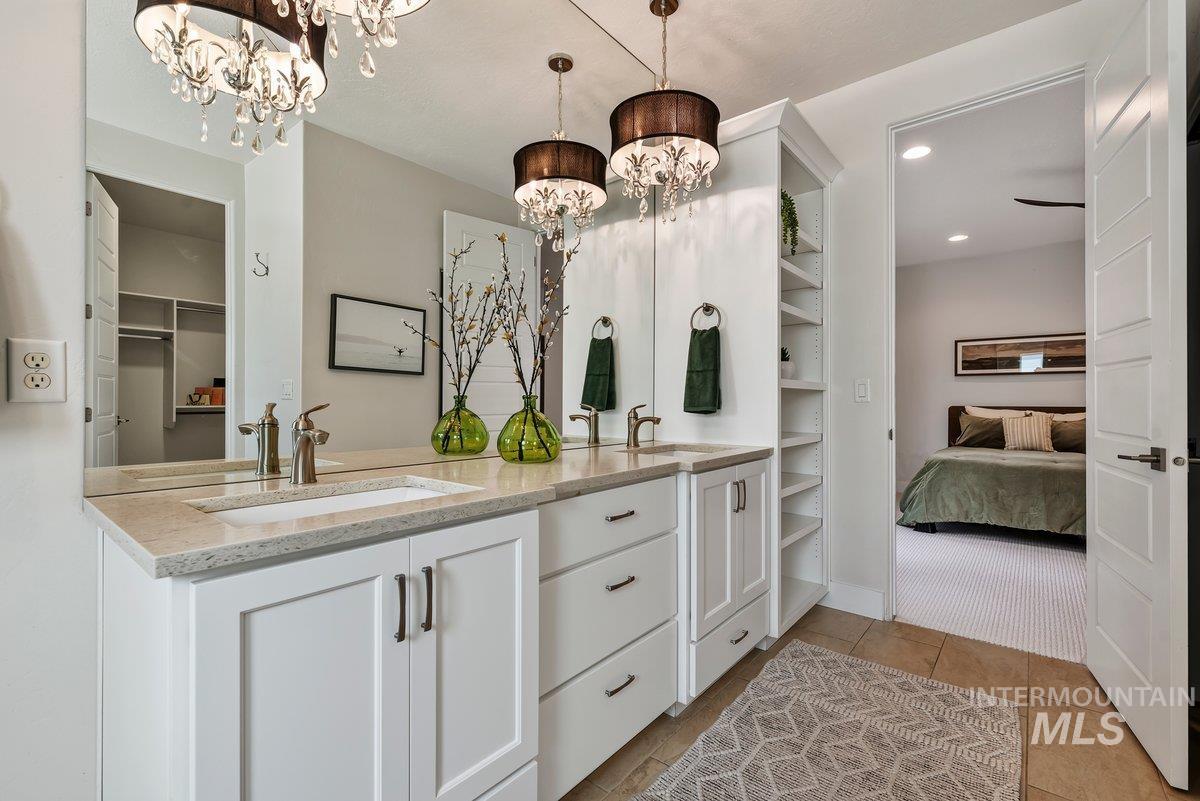 1208 E E Spinnaker Lane, Boise, Idaho 83706, 4 Bedrooms, 2.5 Bathrooms, Residential For Sale, Price $799,000, 98999711