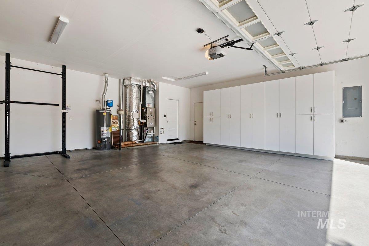 1208 E E Spinnaker Lane, Boise, Idaho 83706, 4 Bedrooms, 2.5 Bathrooms, Residential For Sale, Price $799,000, 98999711