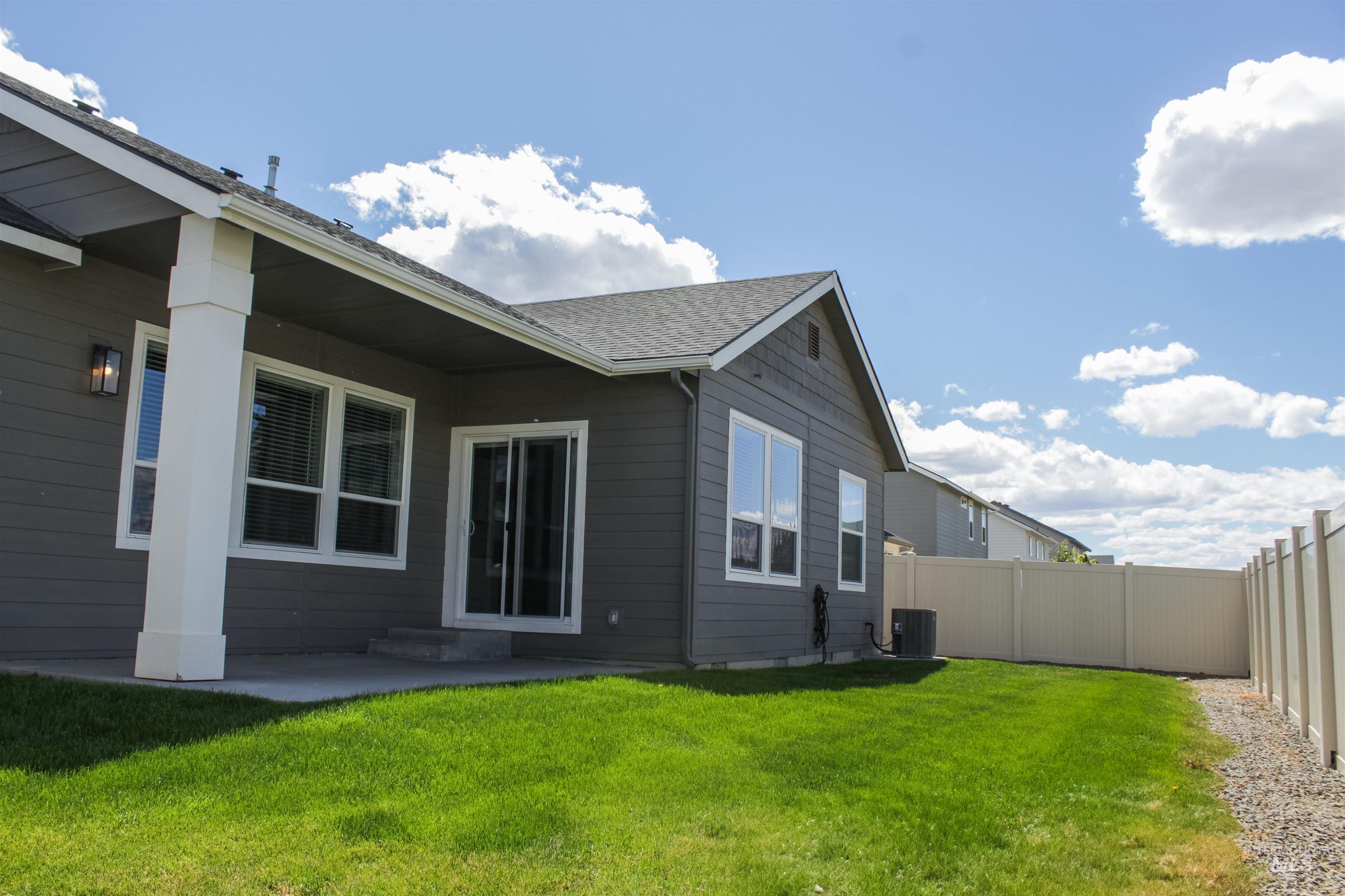 5111 Clearfield, Caldwell, Idaho 83605, 4 Bedrooms, 2 Bathrooms, Residential For Sale, Price $489,900, 98999712
