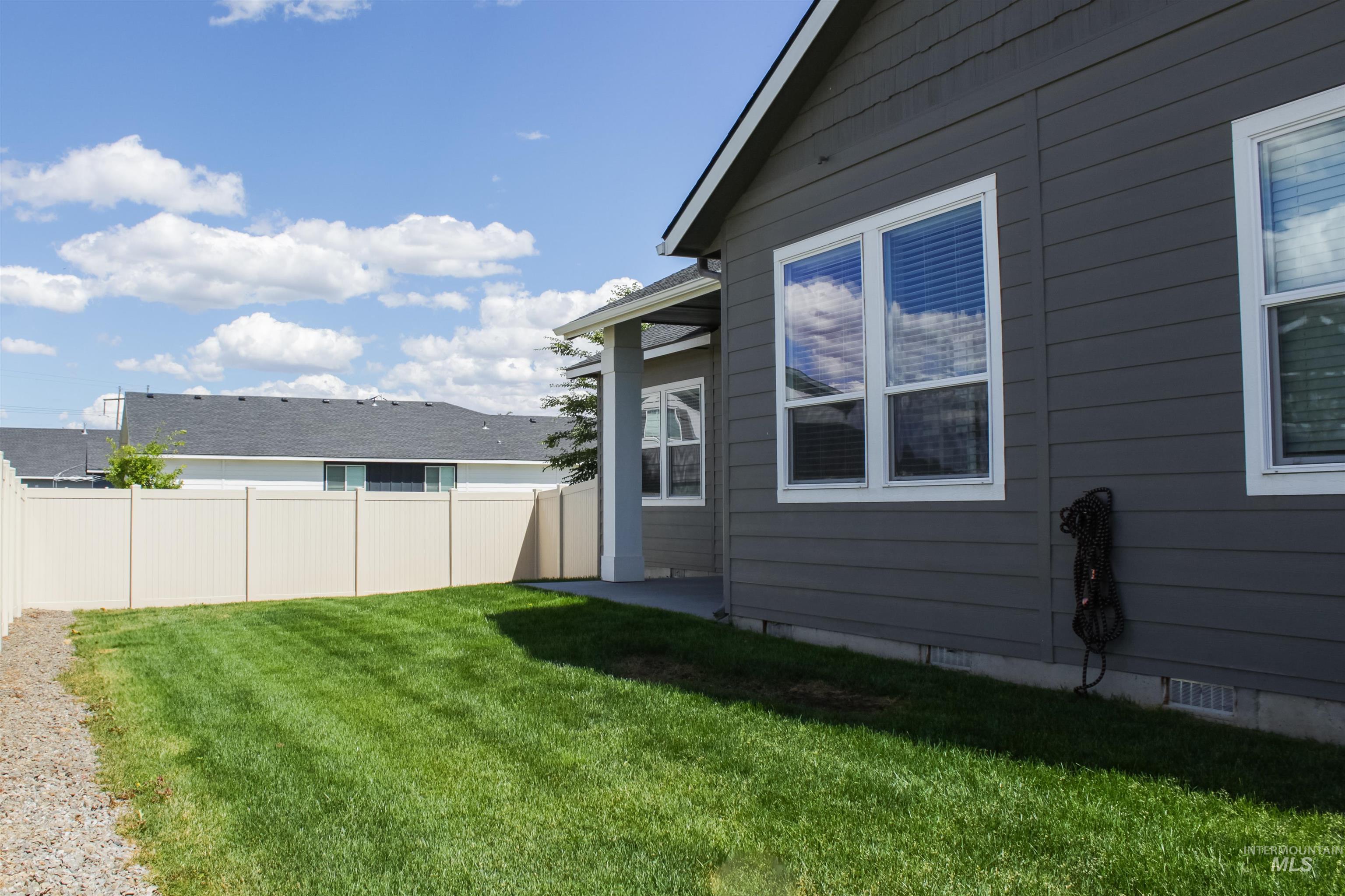 5111 Clearfield, Caldwell, Idaho 83605, 4 Bedrooms, 2 Bathrooms, Residential For Sale, Price $489,900, 98999712