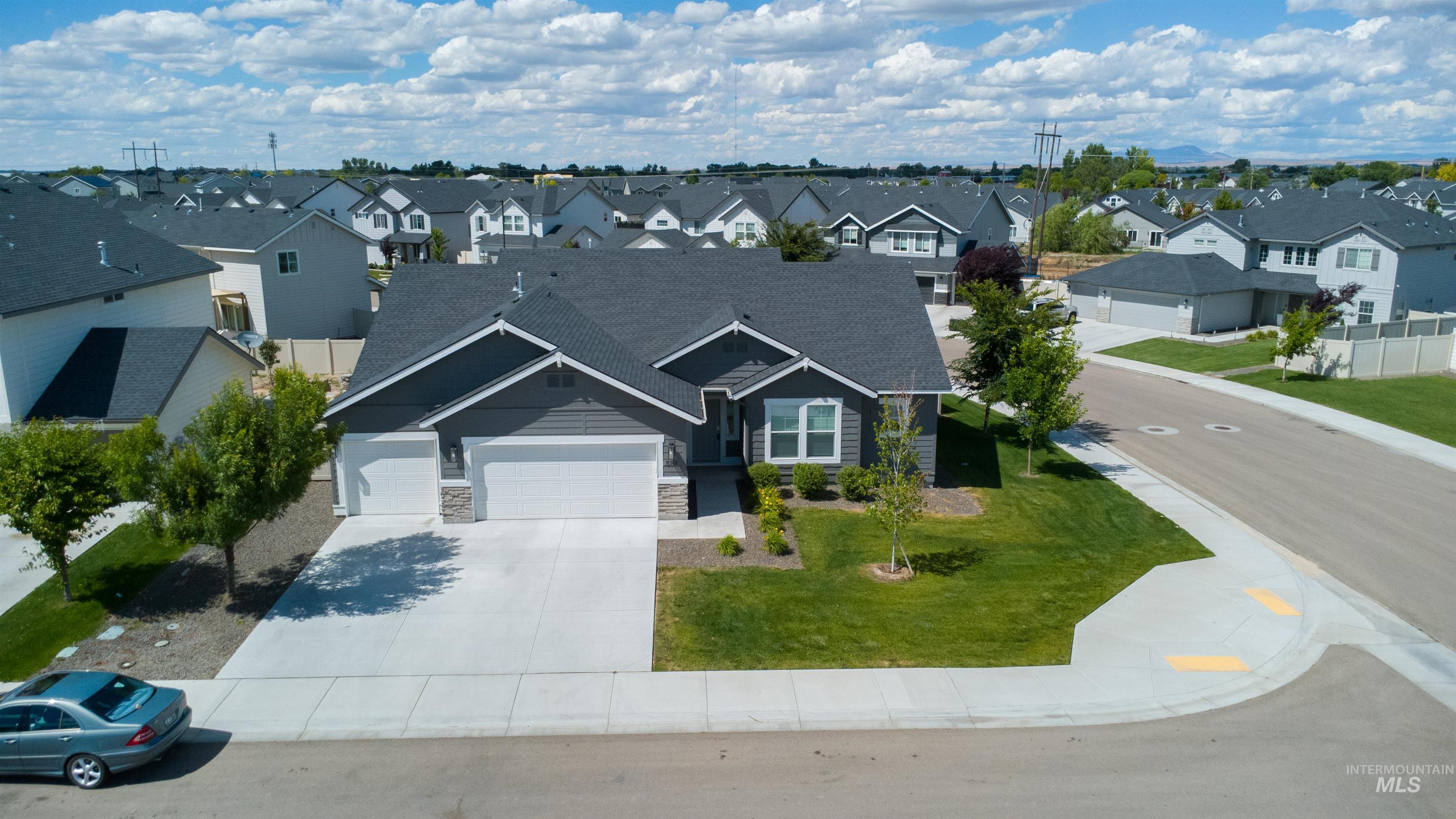 5111 Clearfield, Caldwell, Idaho 83605, 4 Bedrooms, 2 Bathrooms, Residential For Sale, Price $489,900, 98999712