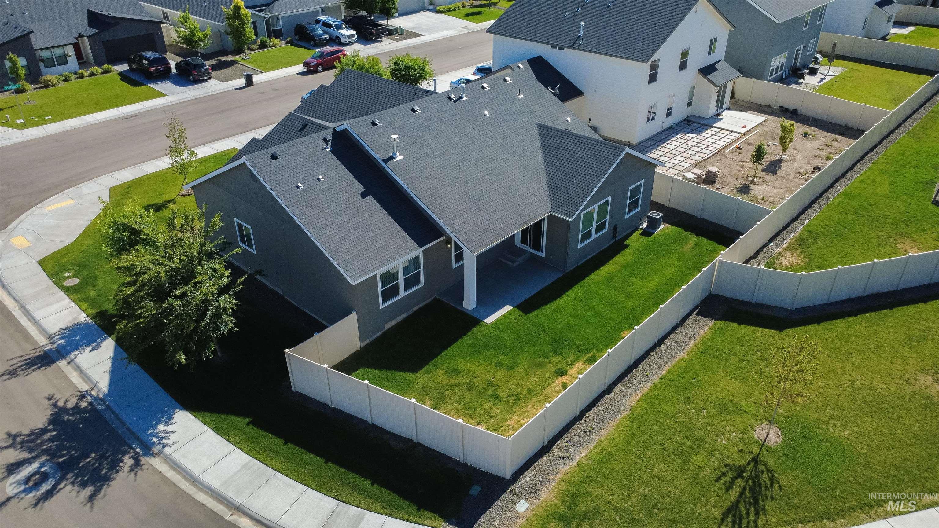 5111 Clearfield, Caldwell, Idaho 83605, 4 Bedrooms, 2 Bathrooms, Residential For Sale, Price $489,900, 98999712