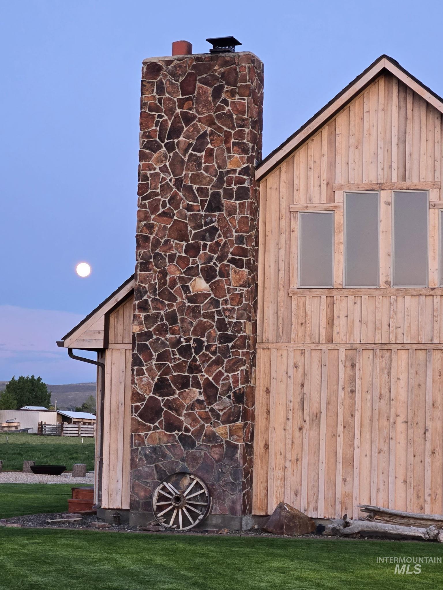 6321 Bennett Rd, Nampa, Idaho 83686, 2 Bedrooms, 2 Bathrooms, Residential For Sale, Price $1,300,000, 98999713