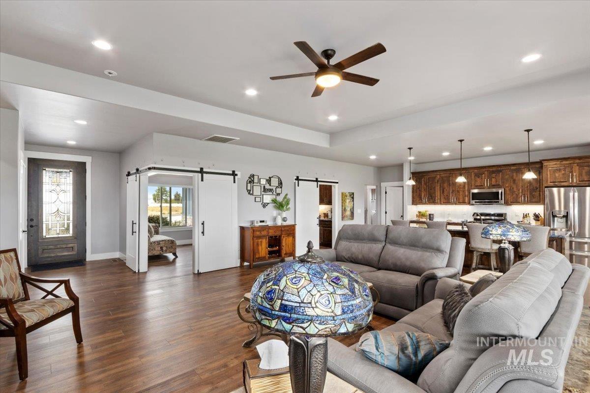 377 Skyline Dr, Rupert, Idaho 83350, 3 Bedrooms, 2.5 Bathrooms, Residential For Sale, Price $729,900, 98999714