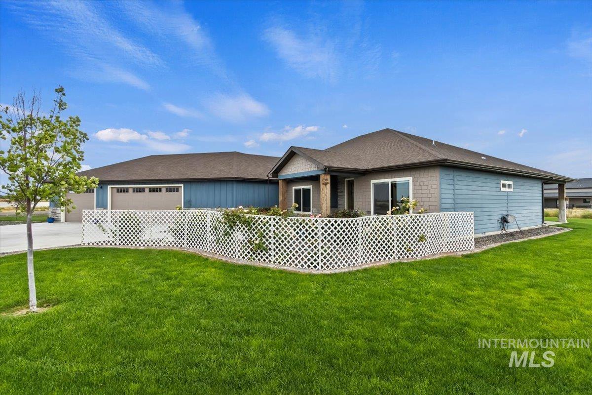 377 Skyline Dr, Rupert, Idaho 83350, 3 Bedrooms, 2.5 Bathrooms, Residential For Sale, Price $729,900, 98999714