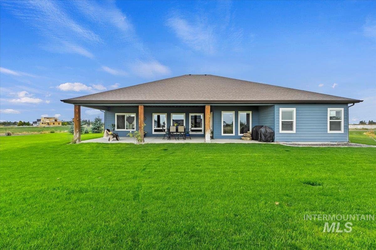 377 Skyline Dr, Rupert, Idaho 83350, 3 Bedrooms, 2.5 Bathrooms, Residential For Sale, Price $729,900, 98999714