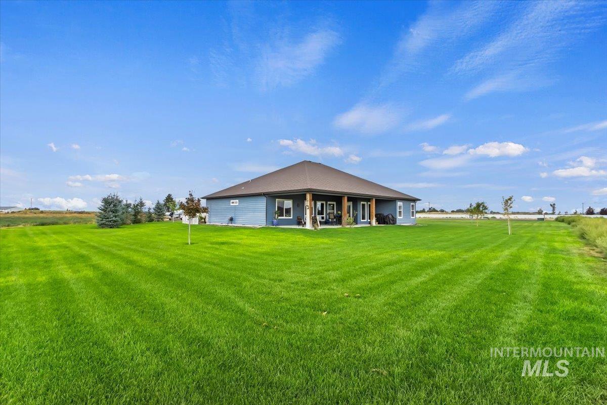 377 Skyline Dr, Rupert, Idaho 83350, 3 Bedrooms, 2.5 Bathrooms, Residential For Sale, Price $729,900, 98999714