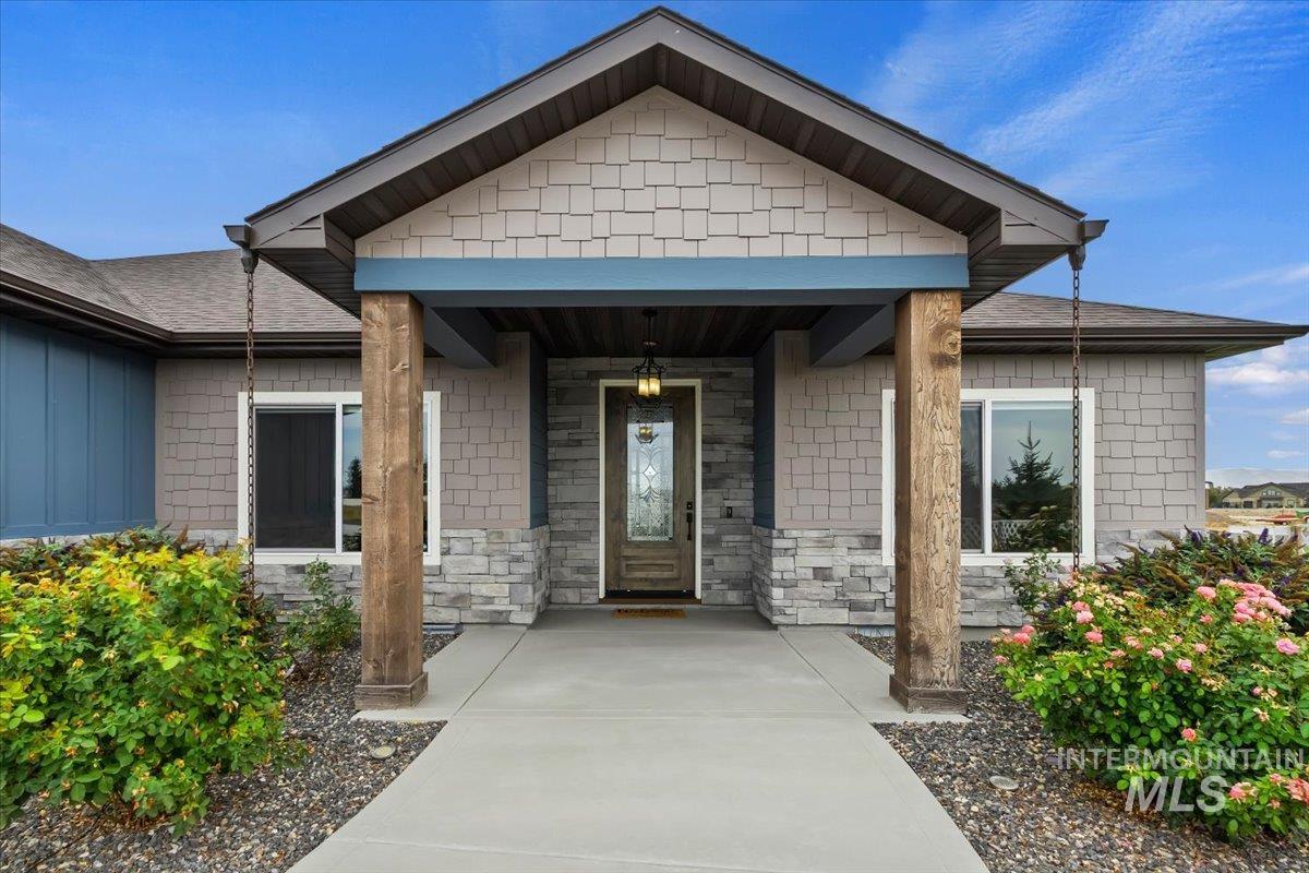 377 Skyline Dr, Rupert, Idaho 83350, 3 Bedrooms, 2.5 Bathrooms, Residential For Sale, Price $729,900, 98999714