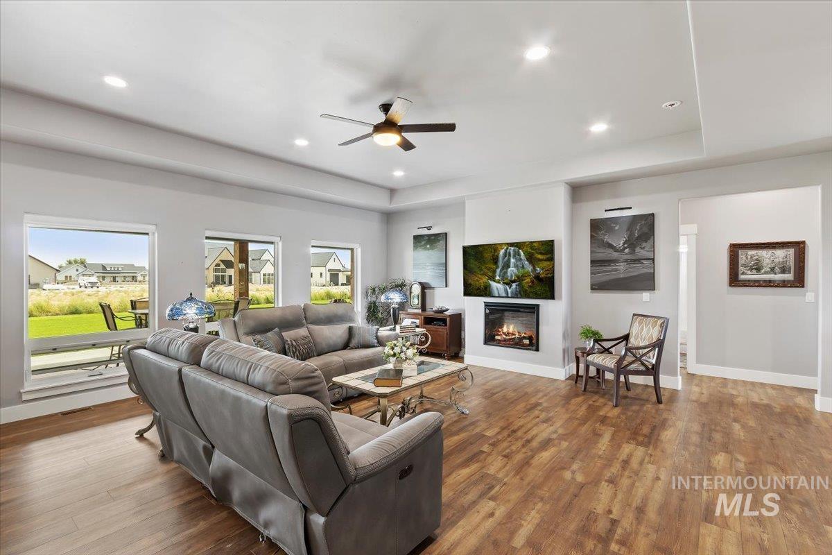 377 Skyline Dr, Rupert, Idaho 83350, 3 Bedrooms, 2.5 Bathrooms, Residential For Sale, Price $729,900, 98999714
