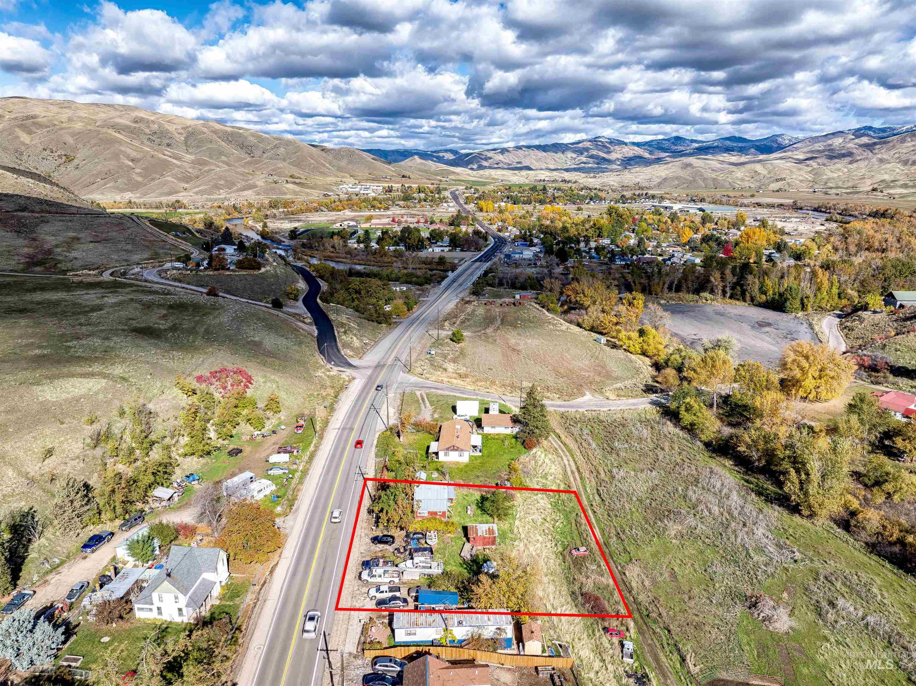 355 Highway 55, Horseshoe Bend, Idaho 83629, 2 Bedrooms, 1 Bathroom, Residential For Sale, Price $175,000, 98999717