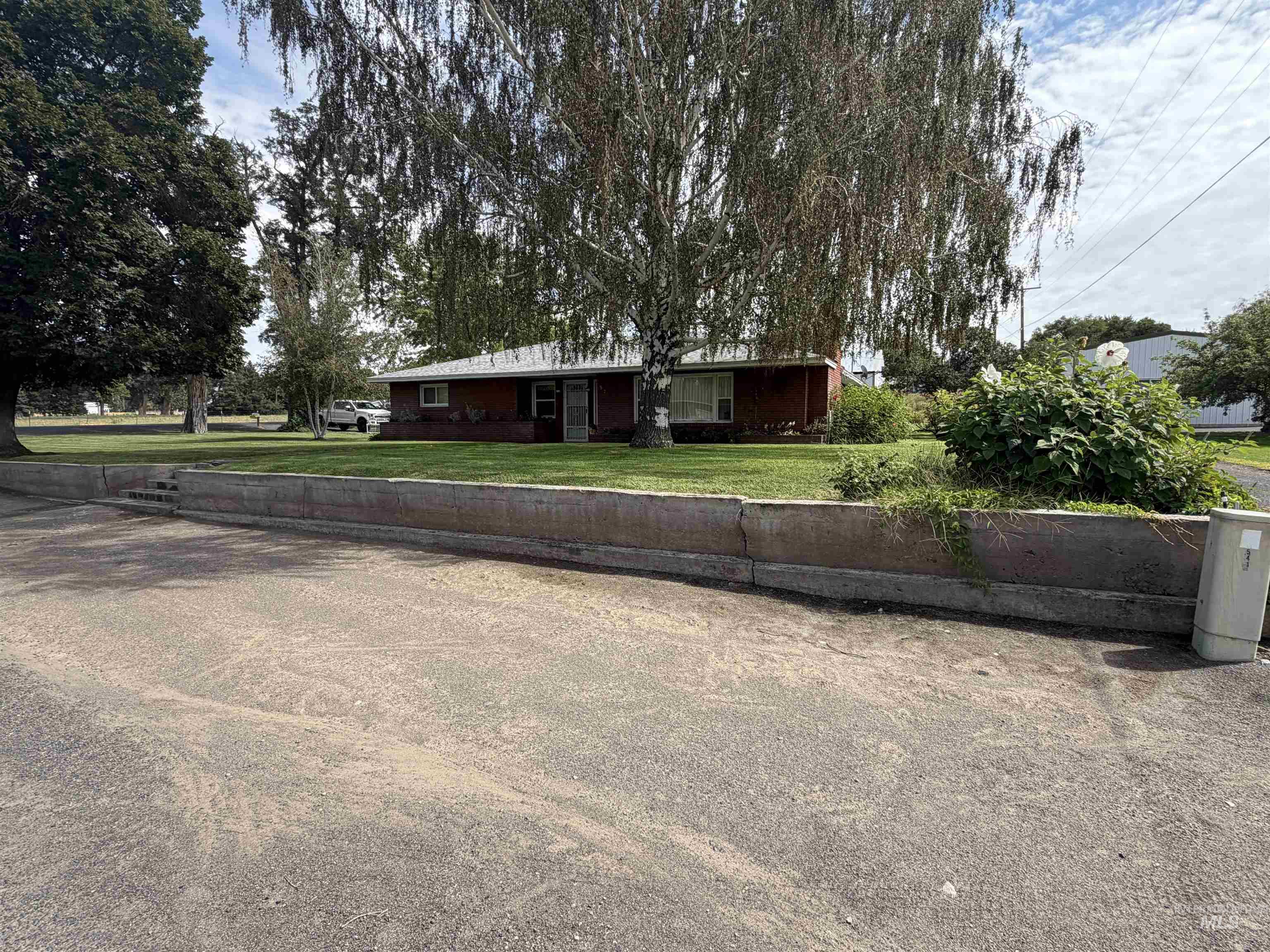 571 N 3rd. Ave., Hagerman, Idaho 83332, 3 Bedrooms, 2 Bathrooms, Residential For Sale, Price $435,000, 98999719