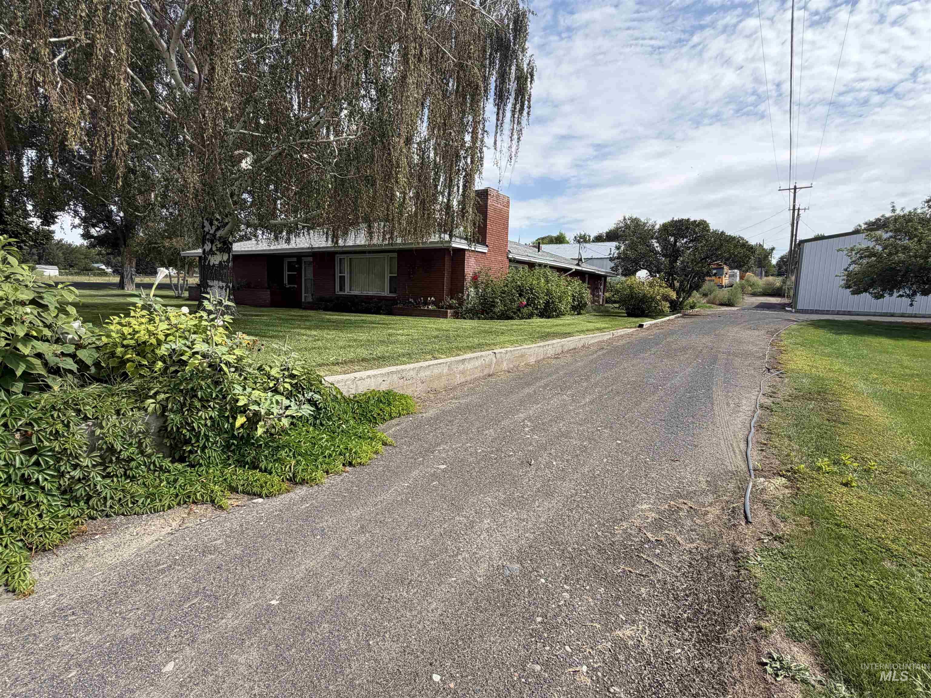 571 N 3rd. Ave., Hagerman, Idaho 83332, 3 Bedrooms, 2 Bathrooms, Residential For Sale, Price $435,000, 98999719