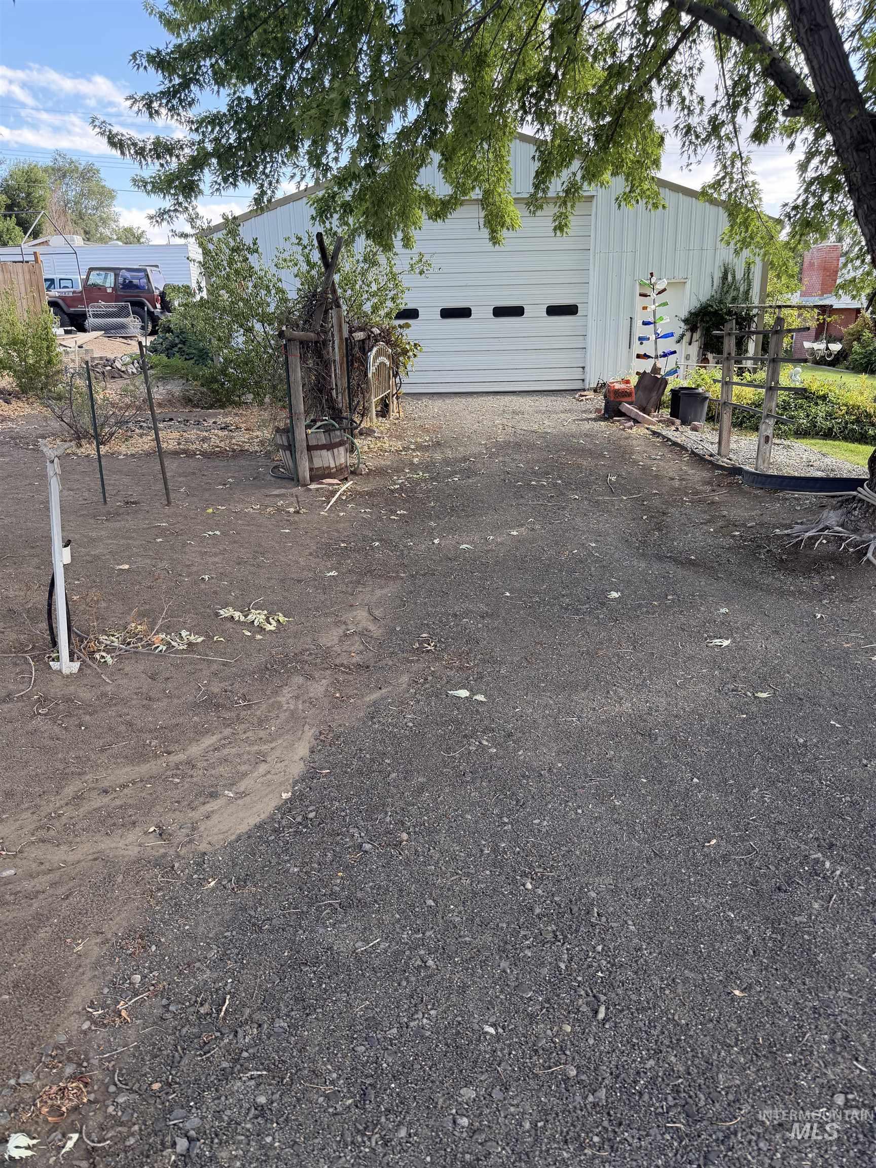571 N 3rd. Ave., Hagerman, Idaho 83332, 3 Bedrooms, 2 Bathrooms, Residential For Sale, Price $435,000, 98999719