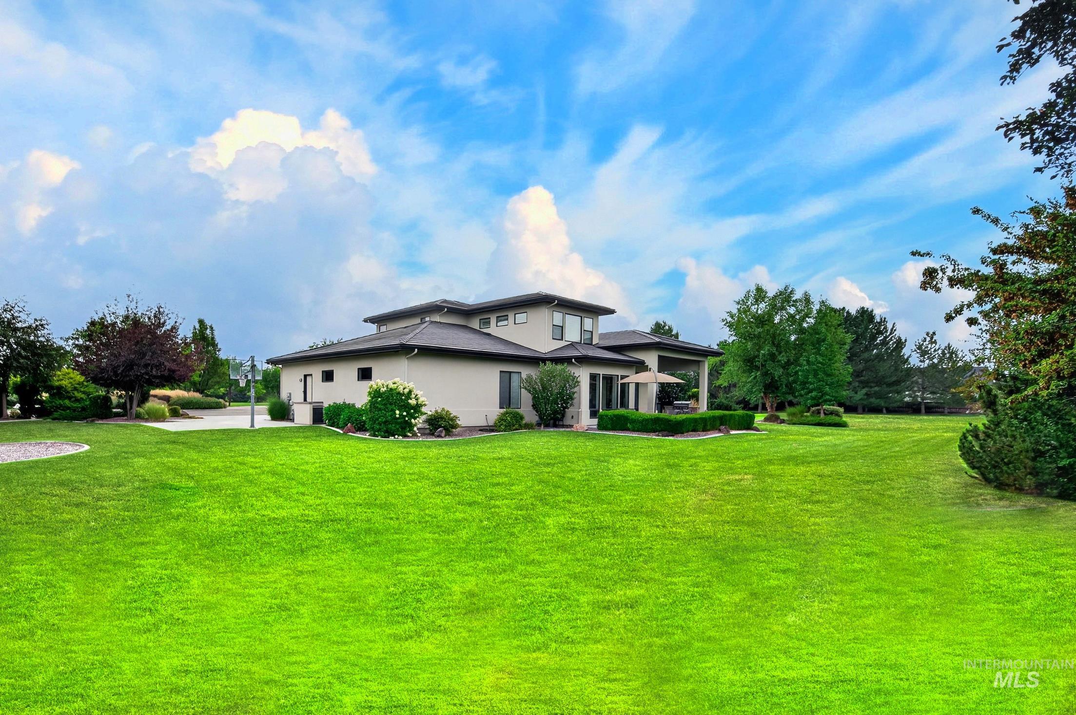7095 N Tree Haven Pl, Meridian, Idaho 83646, 4 Bedrooms, 4.5 Bathrooms, Residential For Sale, Price $1,799,999,MLS 98999723