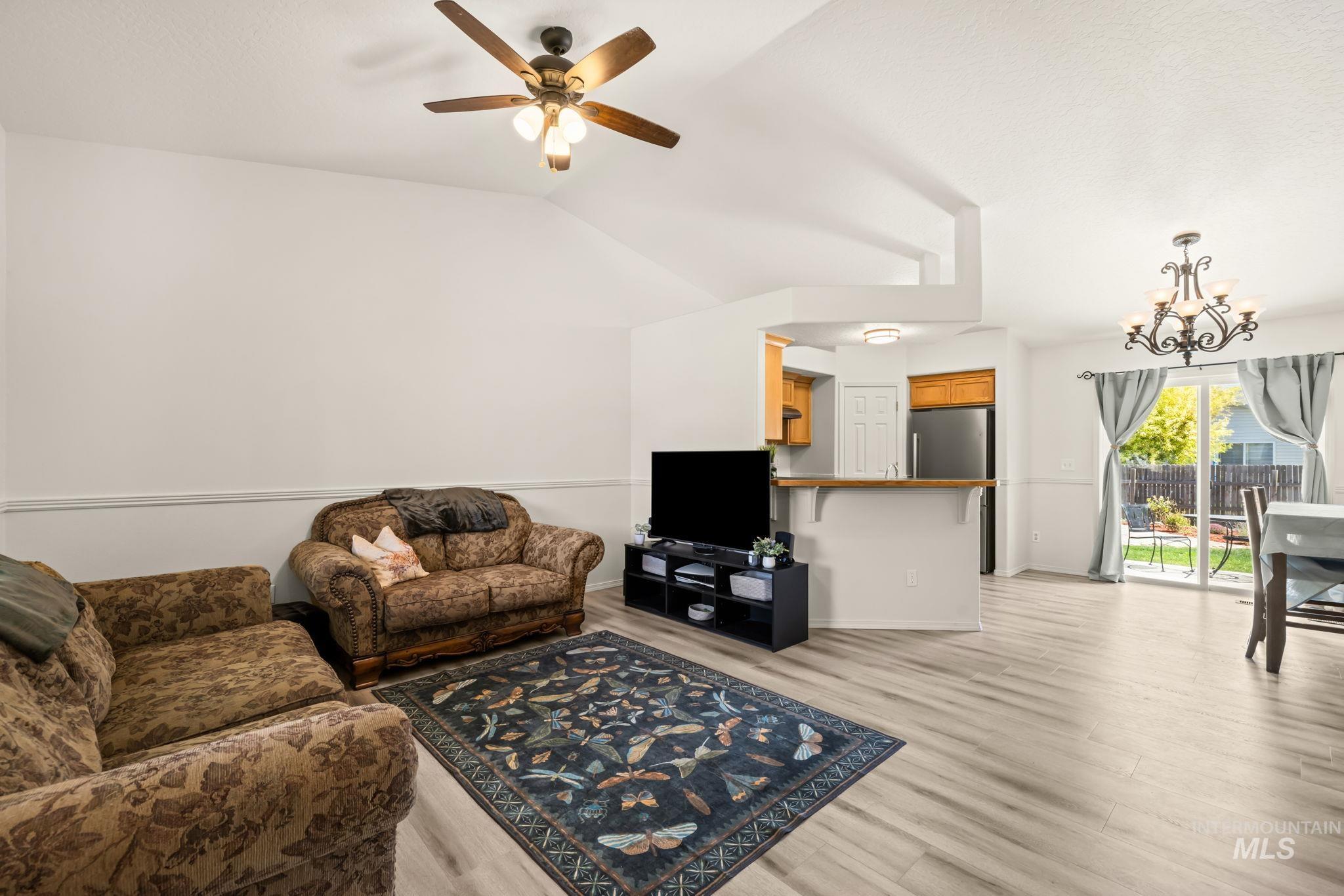 4805 Blue Grass Avenue, Caldwell, Idaho 83607, 4 Bedrooms, 2 Bathrooms, Residential For Sale, Price $369,000,MLS 98999725