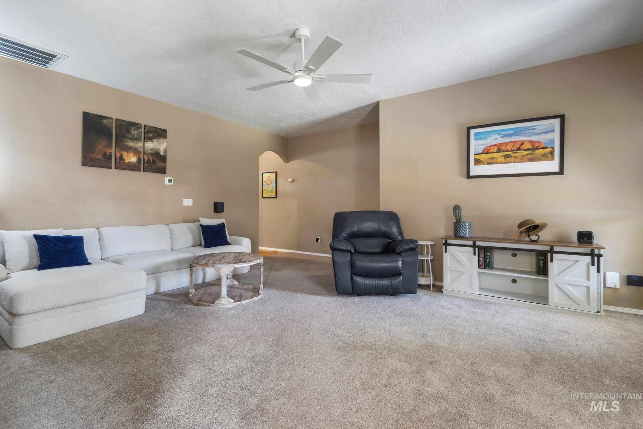 2007 W Blossom Ave, Nampa, Idaho 83651, 3 Bedrooms, 2 Bathrooms, Residential For Sale, Price $419,900,MLS 98999727