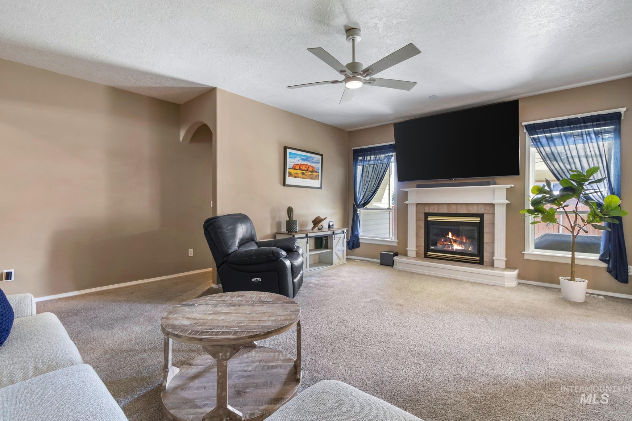 2007 W Blossom Ave, Nampa, Idaho 83651, 3 Bedrooms, 2 Bathrooms, Residential For Sale, Price $419,900,MLS 98999727