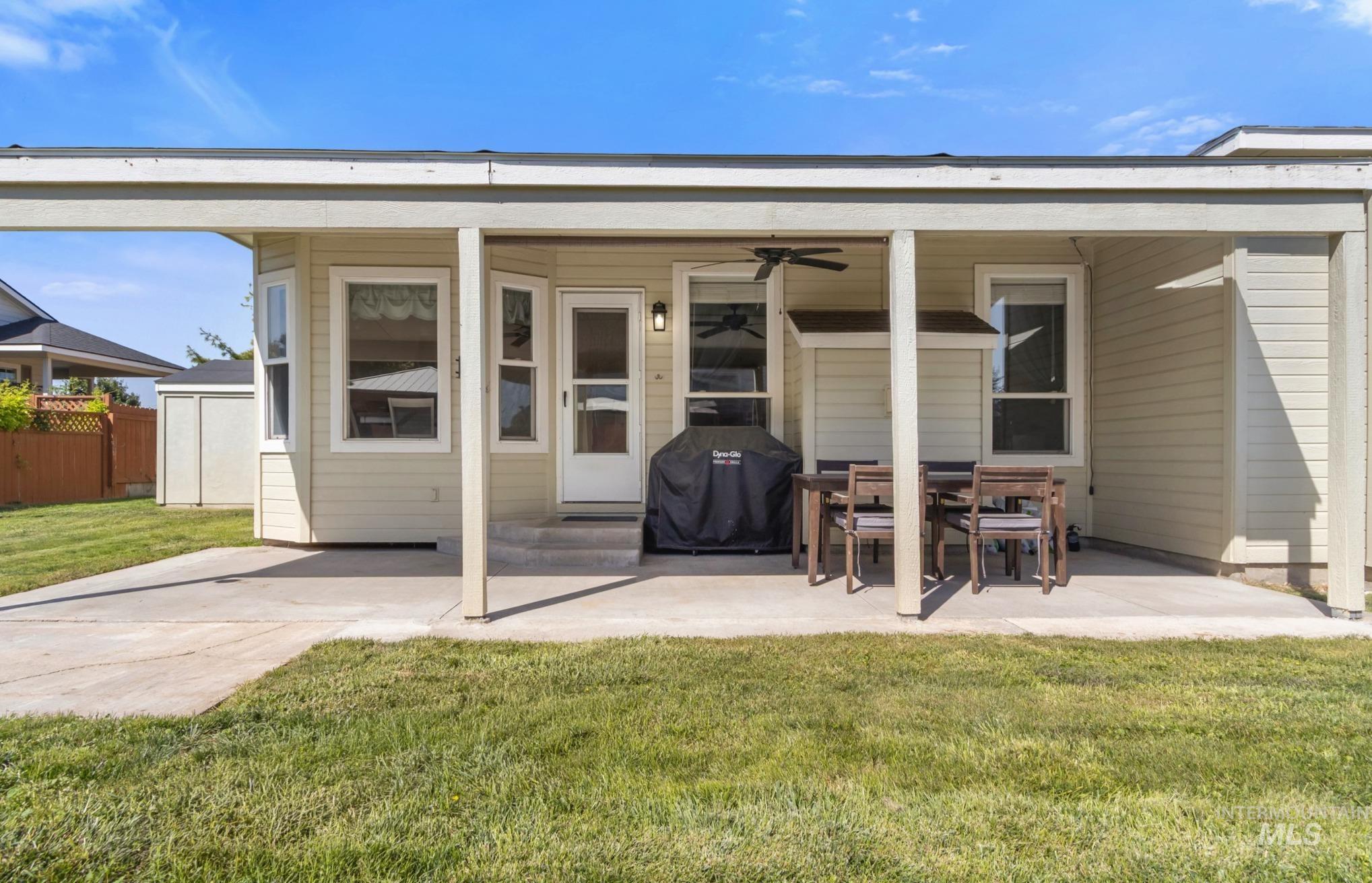 2007 W Blossom Ave, Nampa, Idaho 83651, 3 Bedrooms, 2 Bathrooms, Residential For Sale, Price $419,900,MLS 98999727
