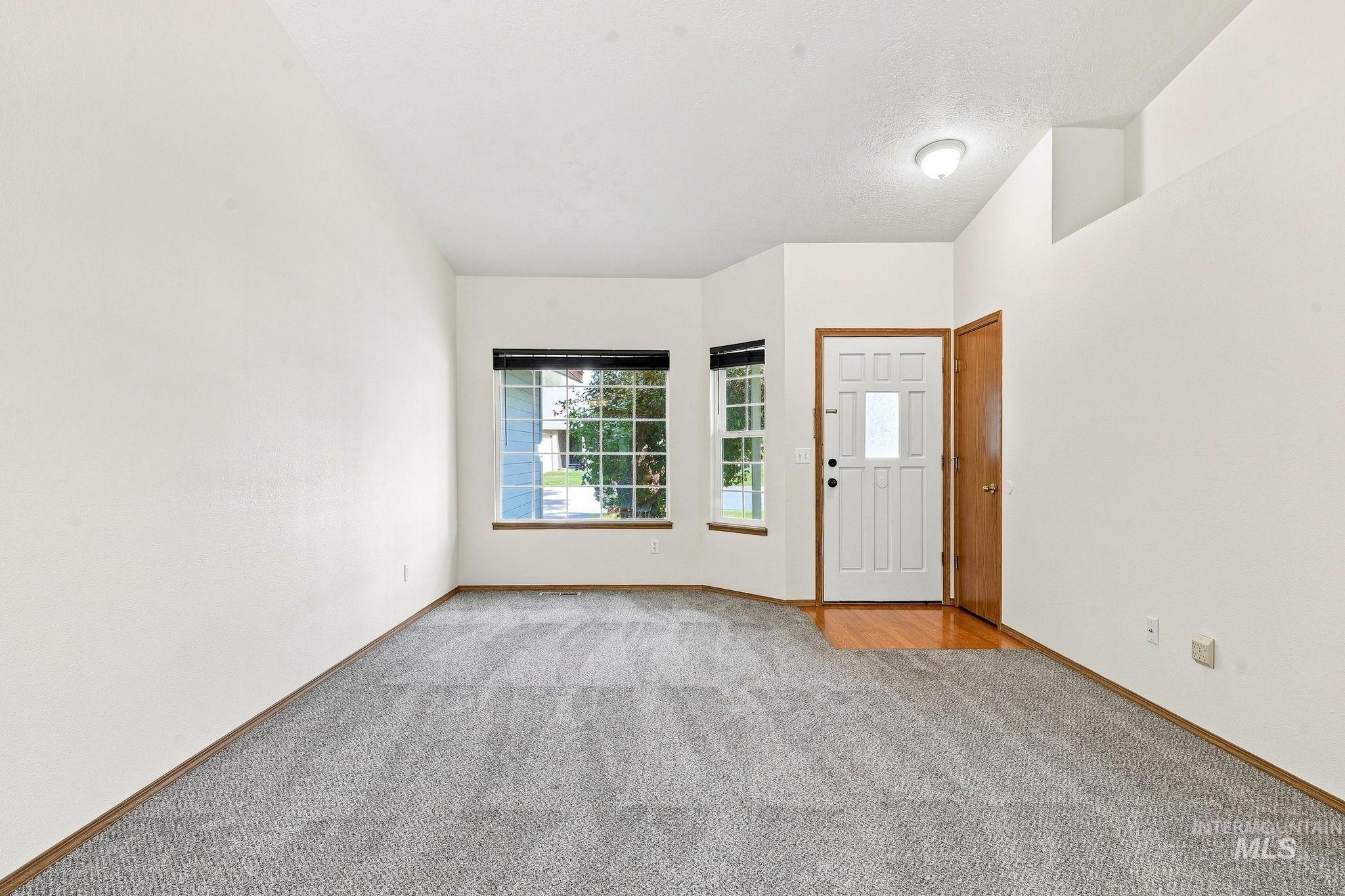 617 N Terrapin Ave, Kuna, Idaho 83634, 3 Bedrooms, 2 Bathrooms, Residential For Sale, Price $340,000,MLS 98999729